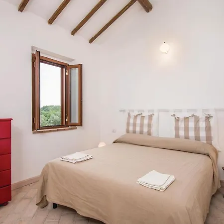 Апартаменты Amazing In Narni Tr With Kitchen Capitone